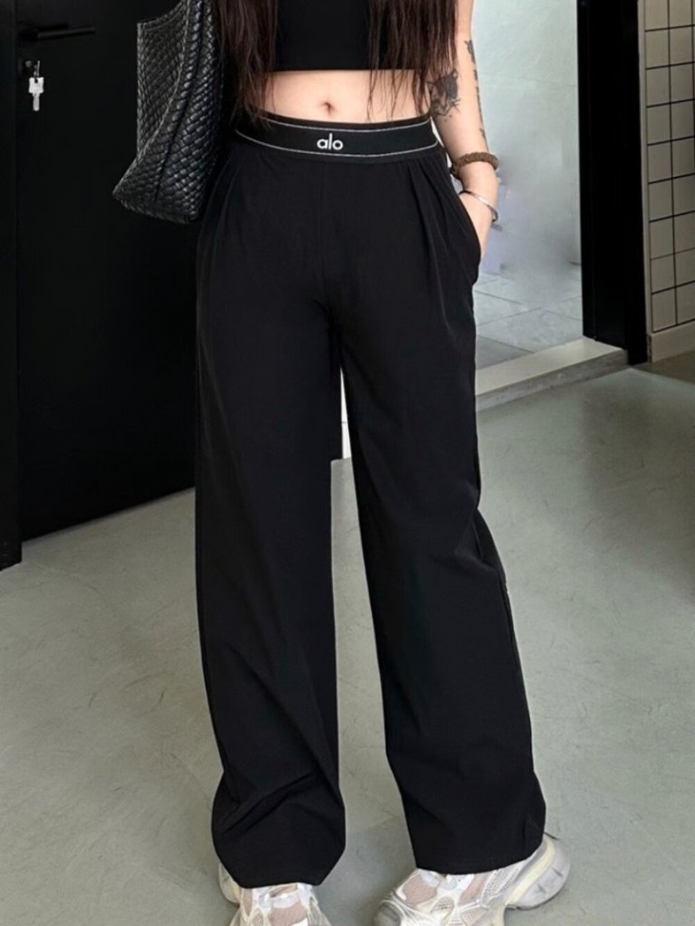 NWT ALO Yoga Suit Up Trouser Black🖤Regular 30" Inseam🤩Moving sale!